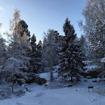 Near Kapellskaer Port - A Cosy Cottage In Norrtaelje Kültér fotó
